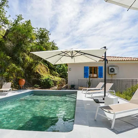 Gorgeous In Holiday home *