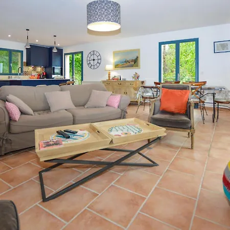 Holiday home Gorgeous In Nessa